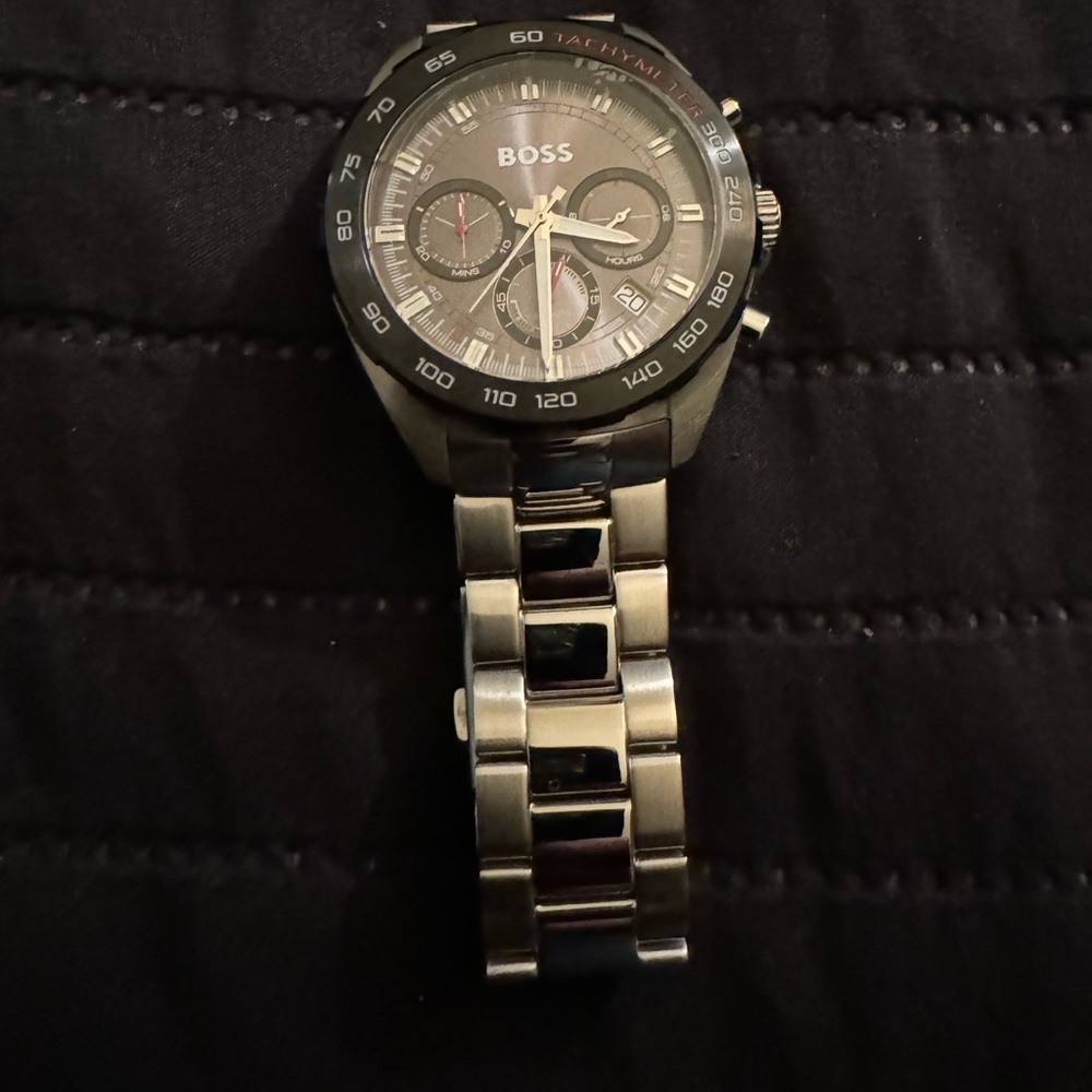 Hugo boss Watch - Picture 2 of 3